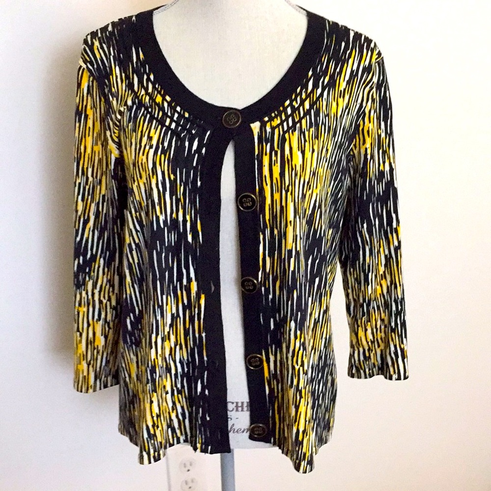 Cable & Guage XL black and yellow sweater